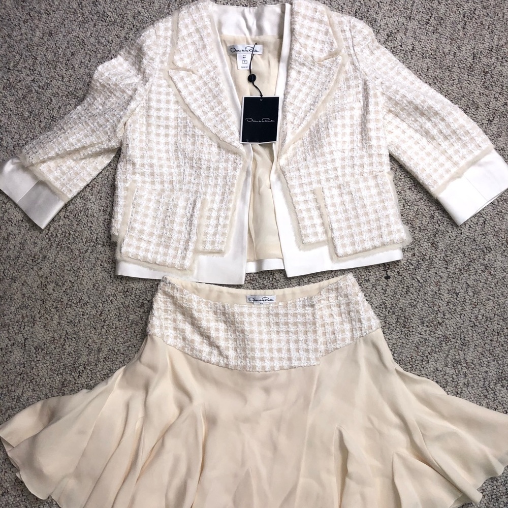 Oscar de La Renta skirt suit